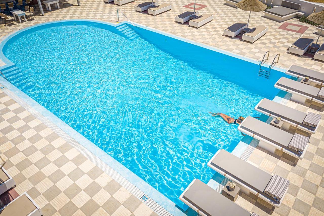 Marianna Hotel Perissa  Bagian luar foto