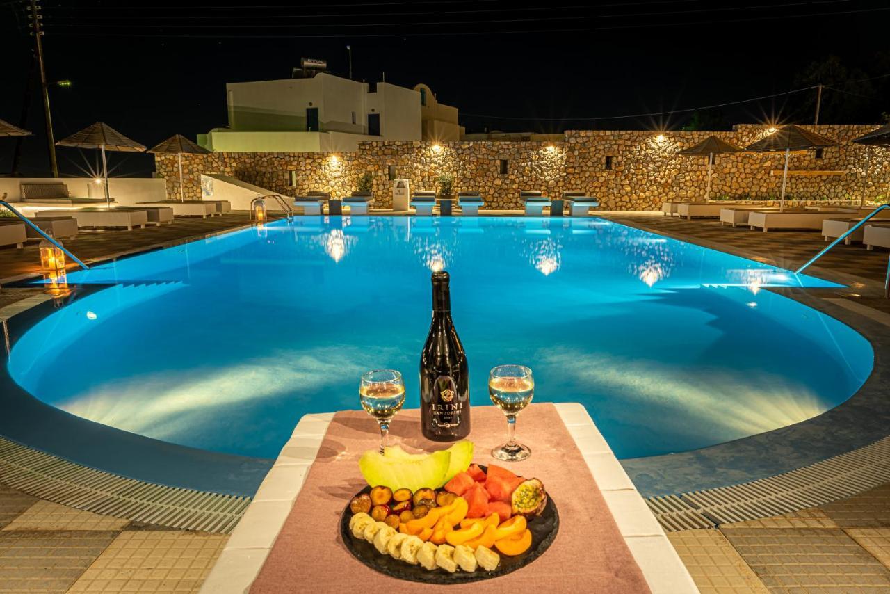 Marianna Hotel Perissa  Bagian luar foto