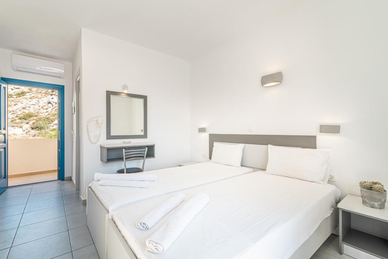 Marianna Hotel Perissa  Bagian luar foto