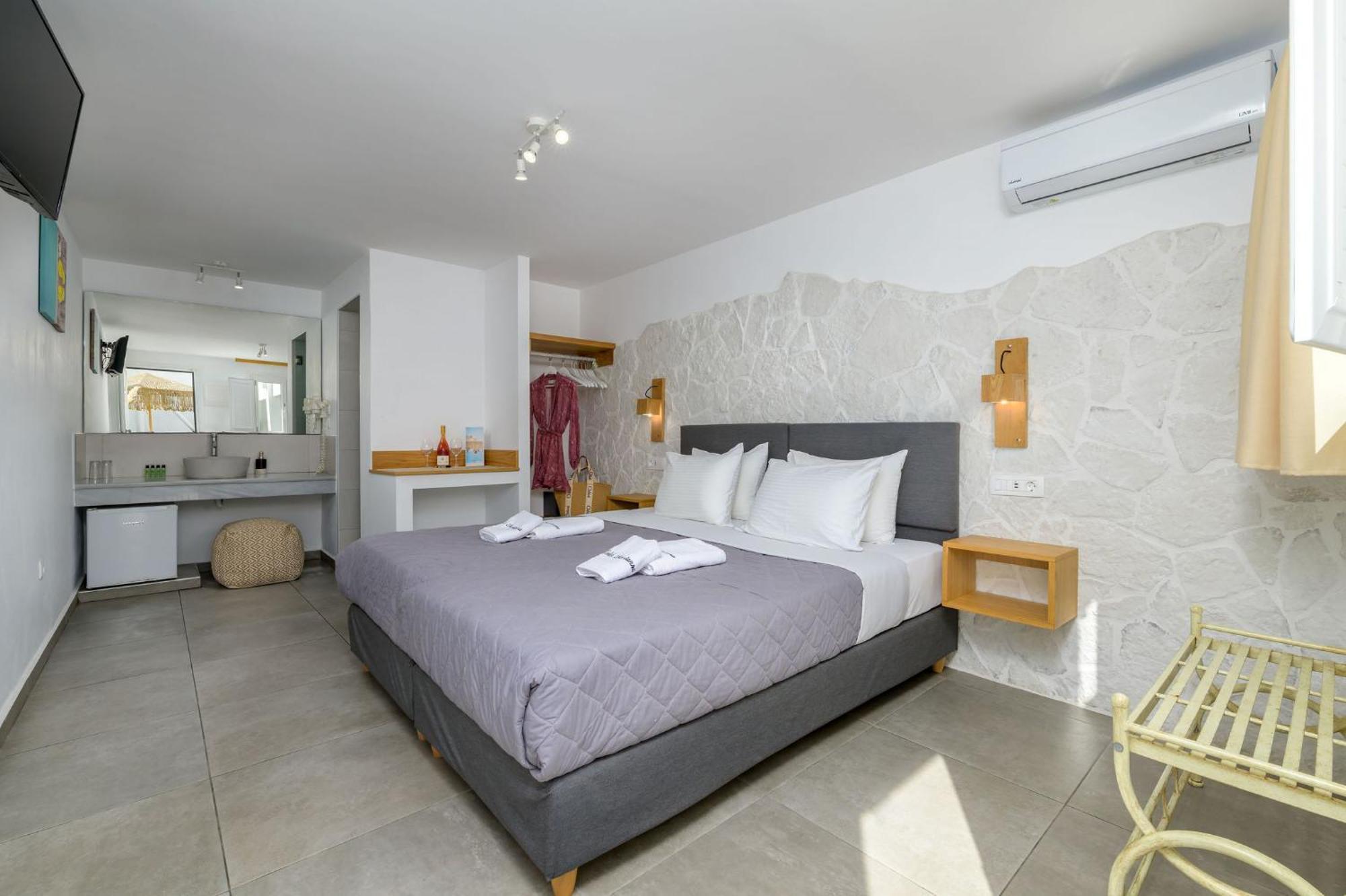 Marianna Hotel Perissa  Bagian luar foto