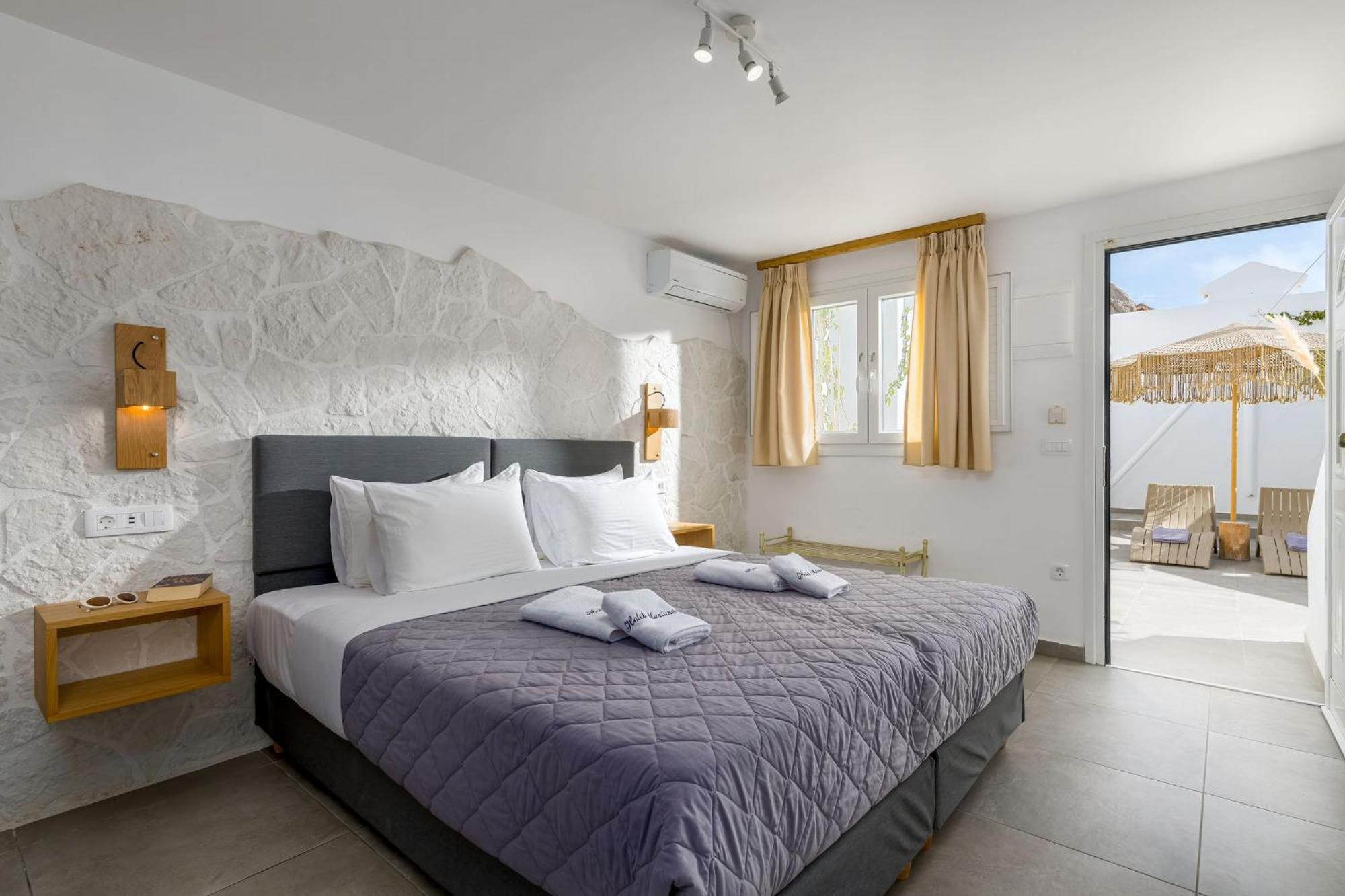 Marianna Hotel Perissa  Bagian luar foto
