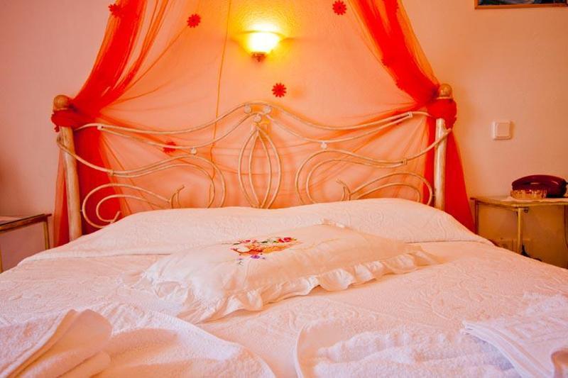 Marianna Hotel Perissa  Bagian luar foto